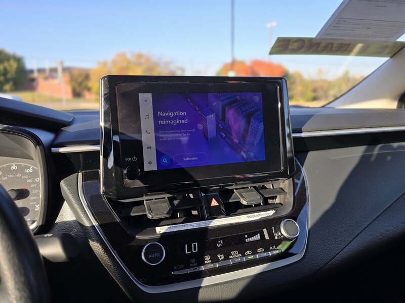 2024 Toyota Corolla LE - Photo 18 - Garland, TX 75042