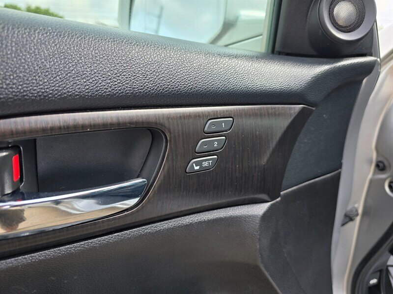 2014 Honda Accord EX-L - Photo 12 - Garland, TX 75042