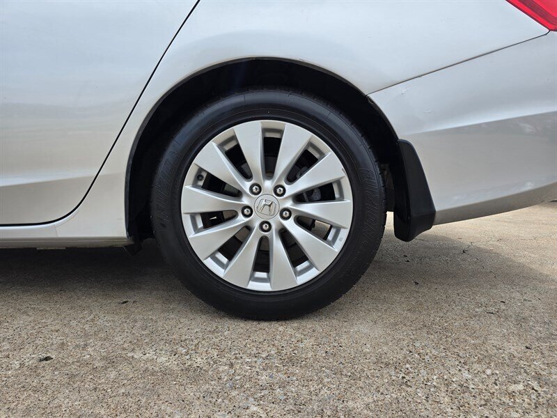 2014 Honda Accord EX-L - Photo 4 - Garland, TX 75042