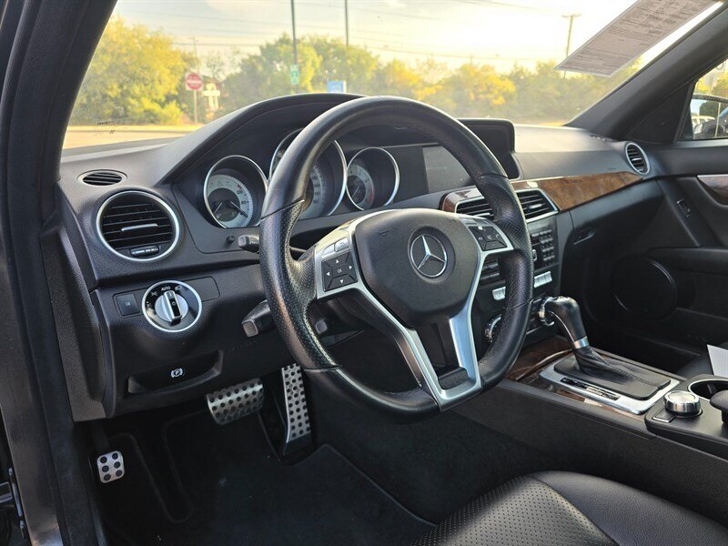 2012 Mercedes-Benz C 250 Sport - Photo 16 - Garland, TX 75042