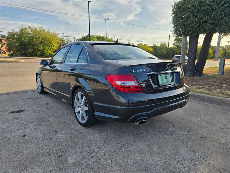 2012 Mercedes-Benz C 250 Sport - Photo 8 - Garland, TX 75042