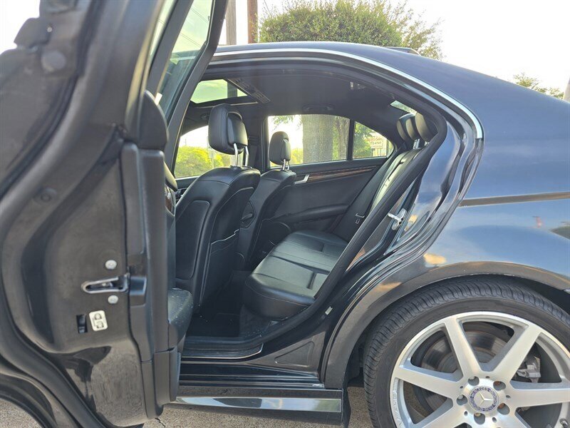 2012 Mercedes-Benz C 250 Sport - Photo 19 - Garland, TX 75042