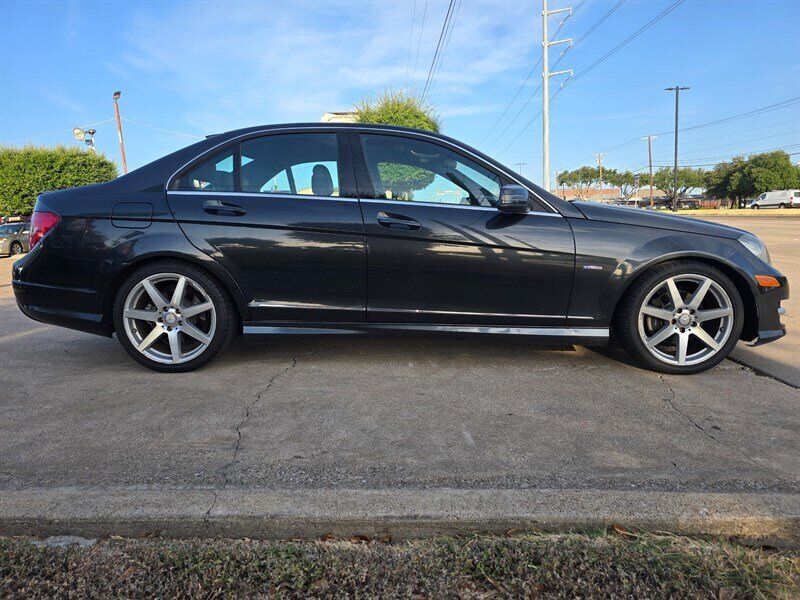2012 Mercedes-Benz C 250 Sport - Photo 11 - Garland, TX 75042