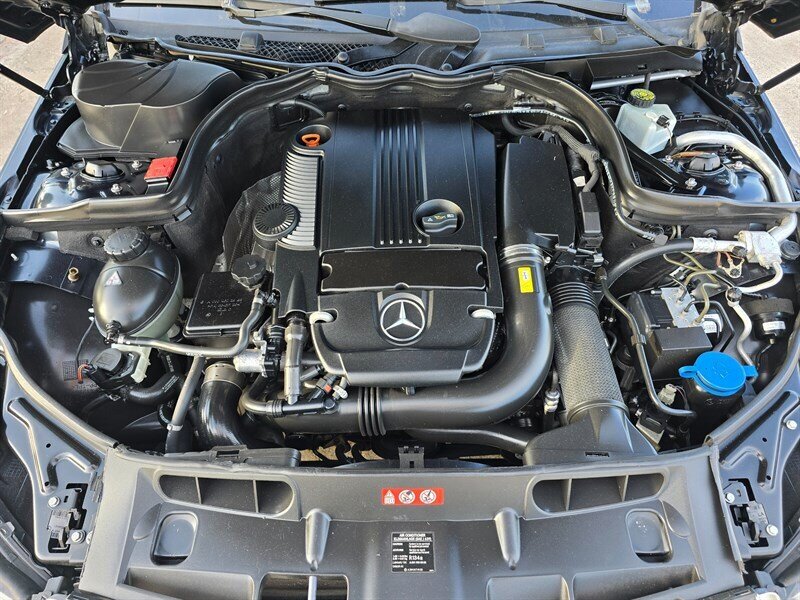2012 Mercedes-Benz C 250 Sport - Photo 15 - Garland, TX 75042