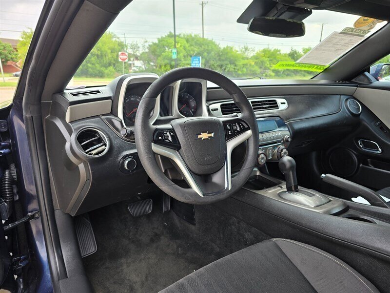 2015 Chevrolet Camaro LS - Photo 12 - Garland, TX 75042