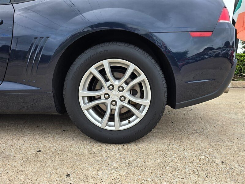 2015 Chevrolet Camaro LS - Photo 4 - Garland, TX 75042