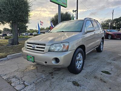 2004 Toyota Highlander V6   - Photo 2 - Garland, TX 75042