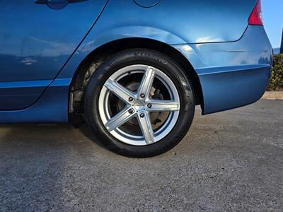 2011 Honda Civic EX w/Navi   - Photo 4 - Garland, TX 75042