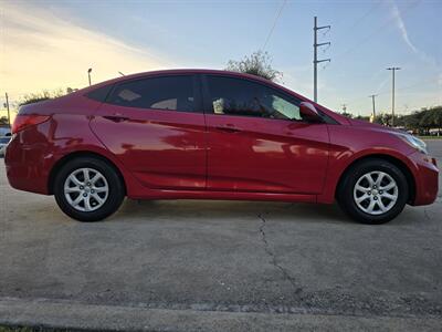 2014 Hyundai ACCENT GL   - Photo 9 - Garland, TX 75042