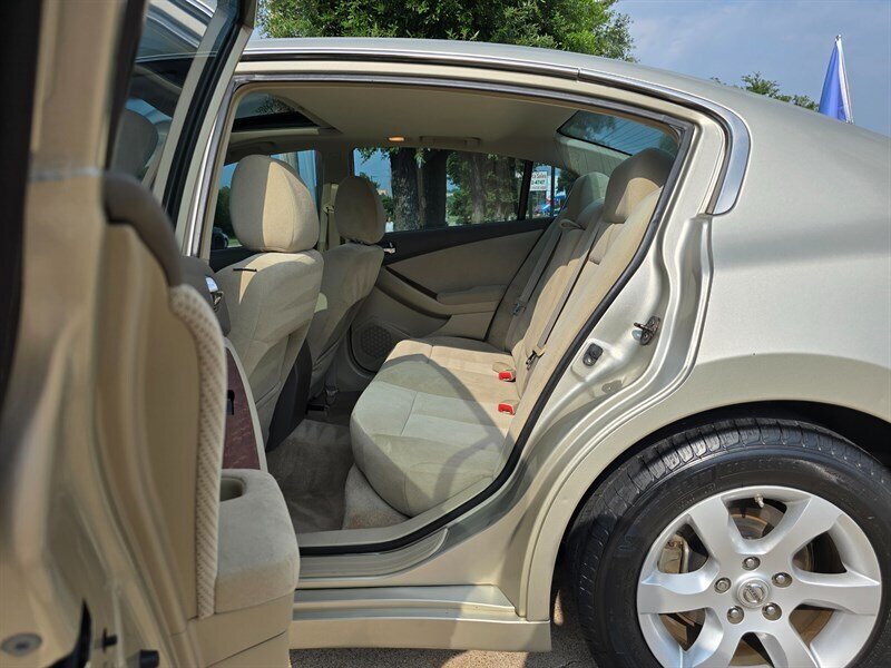 2009 Nissan Altima 2.5 S - Photo 15 - Garland, TX 75042