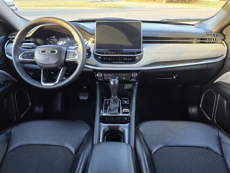 2024 Jeep Compass Latitude - Photo 20 - Garland, TX 75042