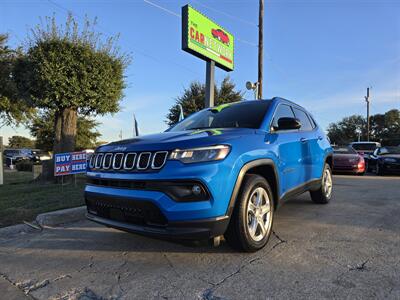 2024 Jeep Compass Latitude   - Photo 2 - Garland, TX 75042