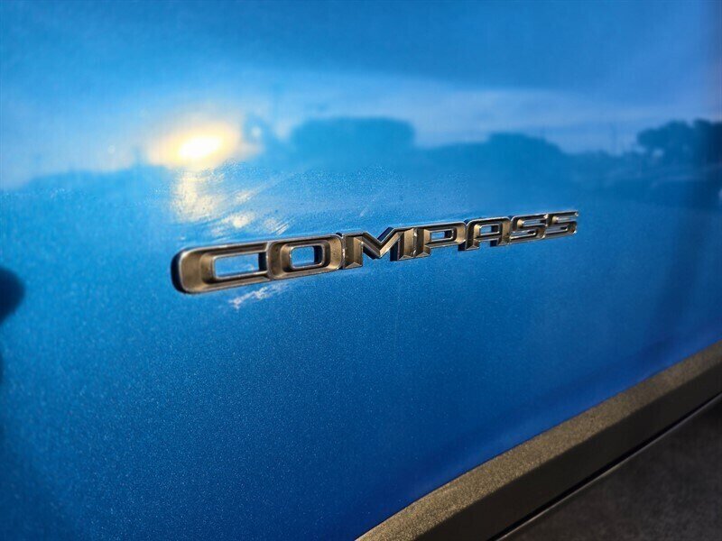 2024 Jeep Compass Latitude - Photo 3 - Garland, TX 75042