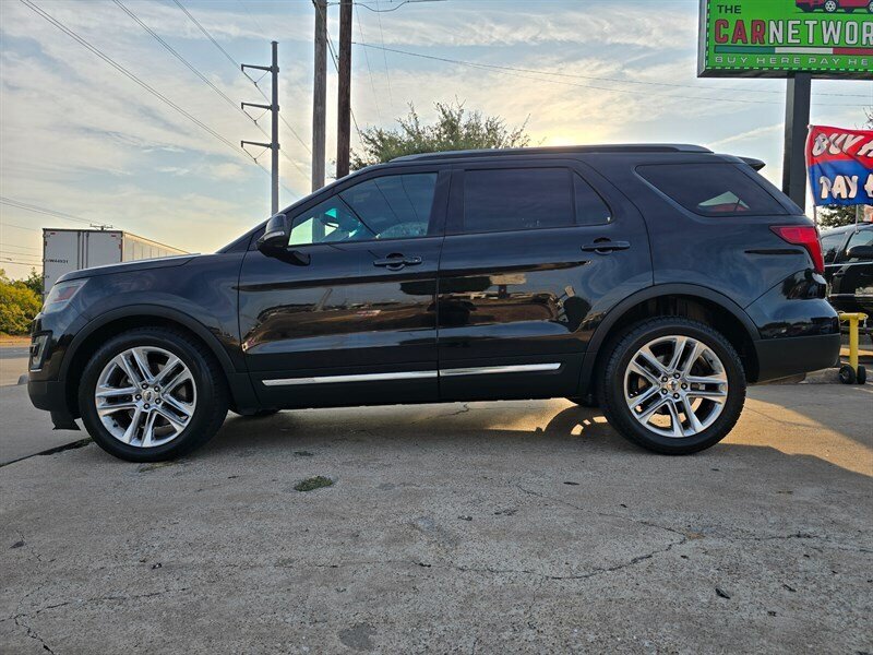 2016 Ford Explorer XLT - Photo 3 - Garland, TX 75042