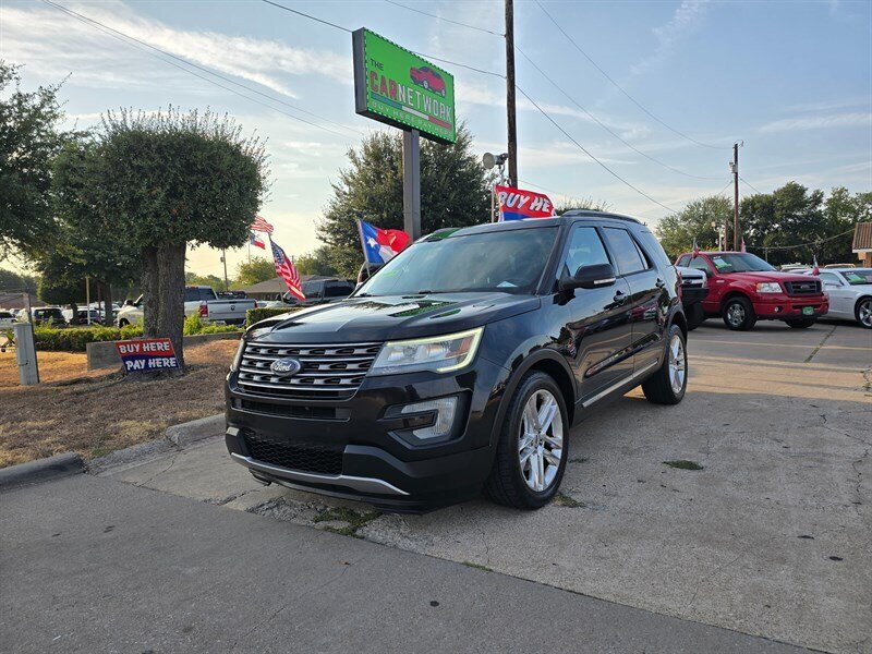 2016 Ford Explorer XLT   - Photo 1 - Garland, TX 75042