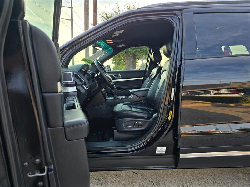 2016 Ford Explorer XLT - Photo 18 - Garland, TX 75042