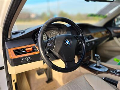 2009 BMW 5 Series 528i   - Photo 13 - Garland, TX 75042