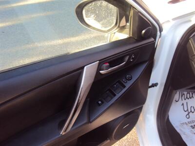2013 Mazda Mazda3 i Touring   - Photo 7 - Surrey, BC V3T 2T5