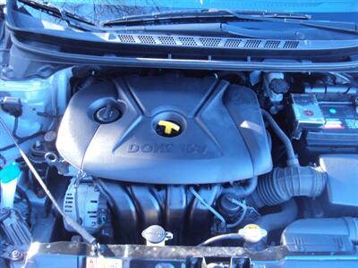 2013 Hyundai Elantra GLS   - Photo 8 - Surrey, BC V3T 2T5