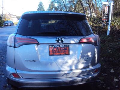 2016 Toyota RAV4 LE   - Photo 4 - Surrey, BC V3T 2T5