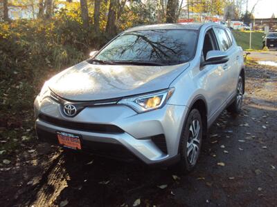 2016 Toyota RAV4 LE   - Photo 2 - Surrey, BC V3T 2T5