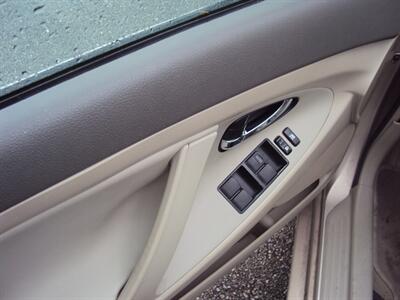 2009 Toyota Camry Hybrid   - Photo 5 - Surrey, BC V3T 2T5