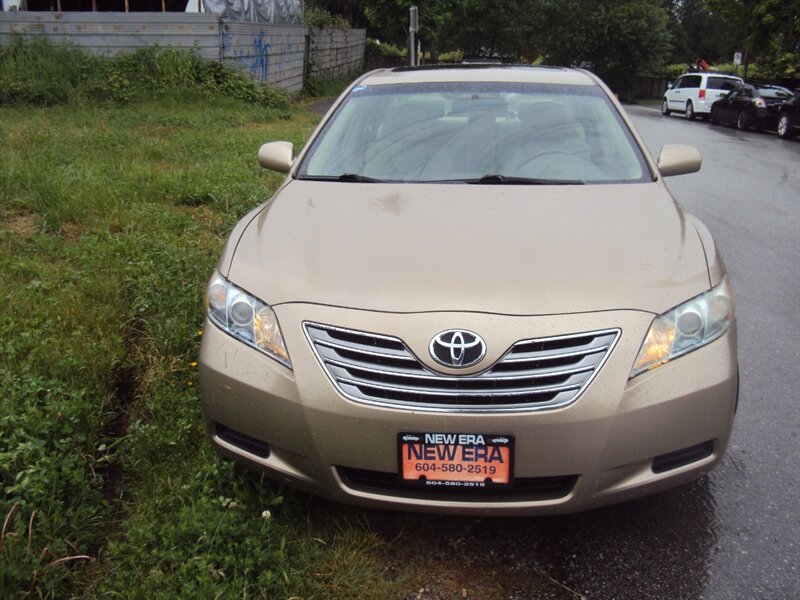 2009 Toyota Camry Hybrid - Photo 1 - Surrey, BC V3T 2T5