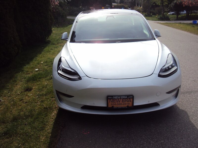 2020 Tesla Model 3 Standard Range   - Photo 1 - Surrey, BC V3T 2T5