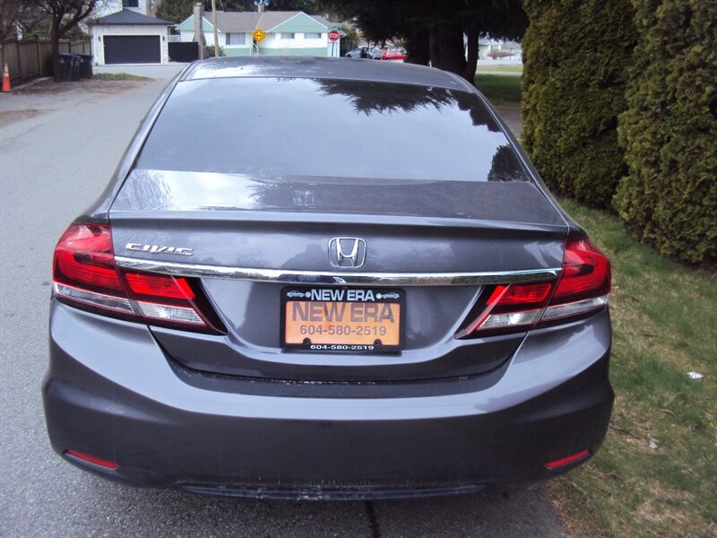 2015 Honda Civic LX - Photo 4 - Surrey, BC V3T 2T5