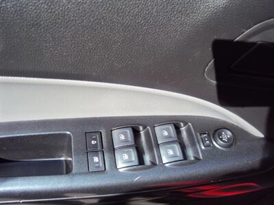 2020 Chevrolet Colorado Work Truck   - Photo 8 - Surrey, BC V3T 2T5