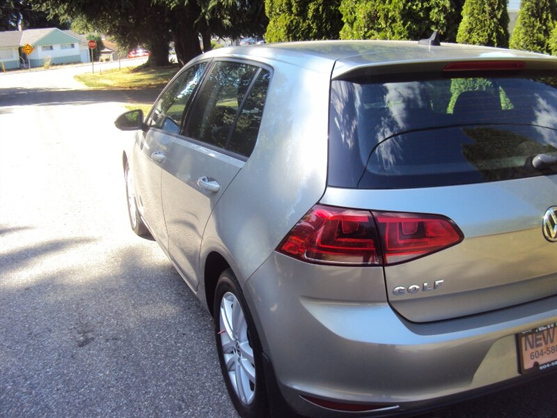 2015 Volkswagen Golf TSI S - Photo 3 - Surrey, BC V3T 2T5