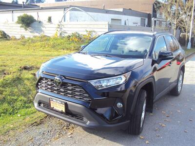 2020 Toyota RAV4 XLE   - Photo 3 - Surrey, BC V3T 2T5