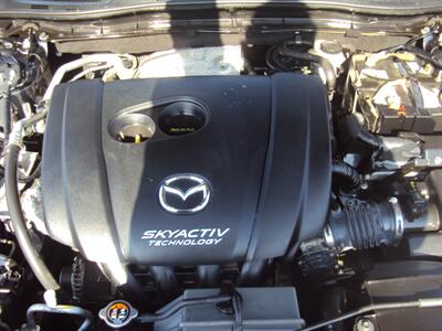 2015 Mazda Mazda3 i Touring   - Photo 8 - Surrey, BC V3T 2T5