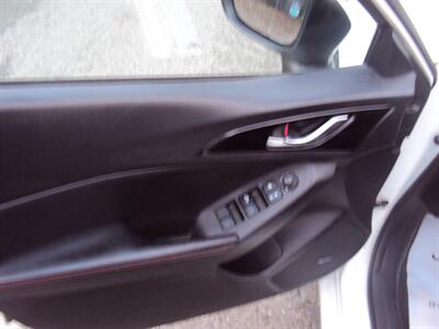 2014 Mazda MAZDA3 GT   - Photo 8 - Surrey, BC V3T 2T5