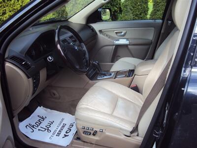 2010 Volvo XC90 3.2   - Photo 8 - Surrey, BC V3T 2T5