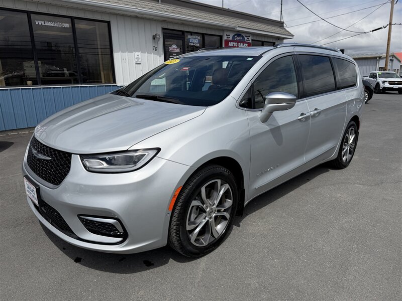 2024 Chrysler Pacifica Pinnacle  