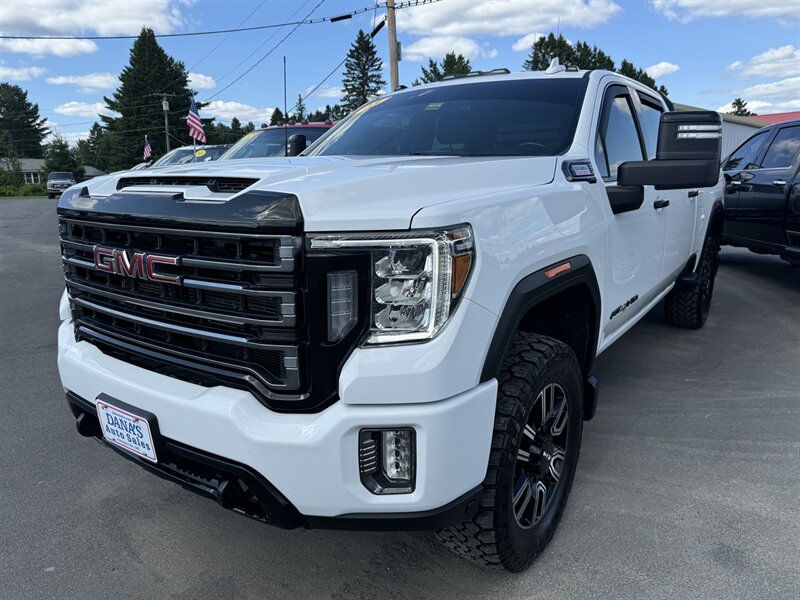 2023 GMC Sierra 2500 AT4  