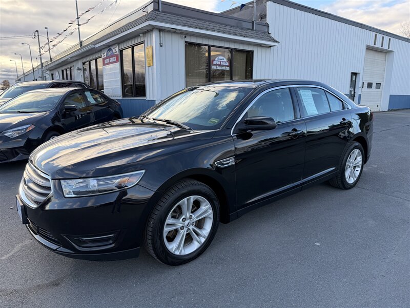 2015 Ford Taurus SEL