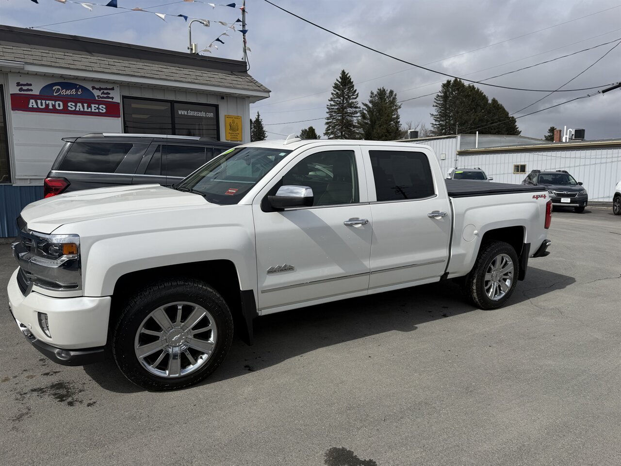 2017 Chevrolet Silverado 1500 High Country 4X4 Crew Cab Short Box's photo