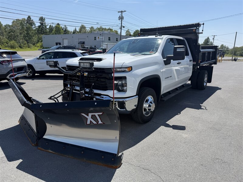 2024 Chevrolet Silverado 3500HD CC Work Truck  