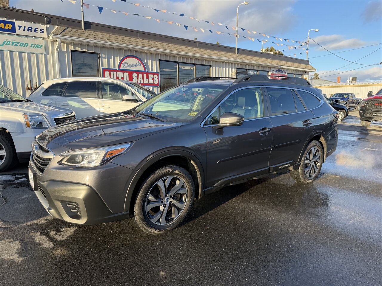 2022 Subaru Outback Limited's photo