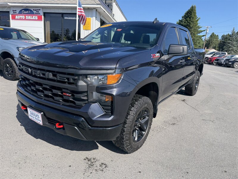2022 Chevrolet Silverado 1500 Custom Trail Boss  