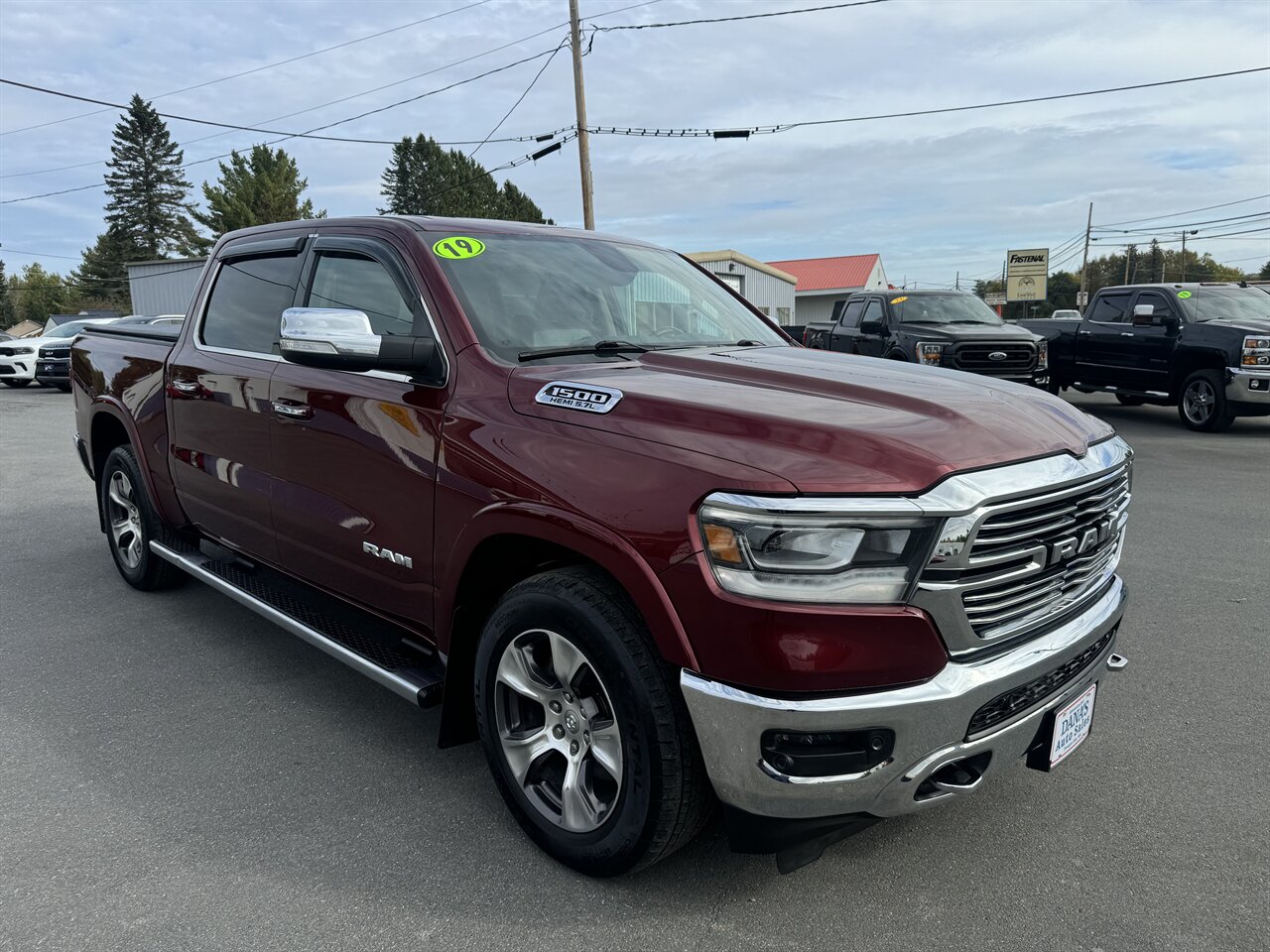 2019 Ram 1500 Laramie photo 3