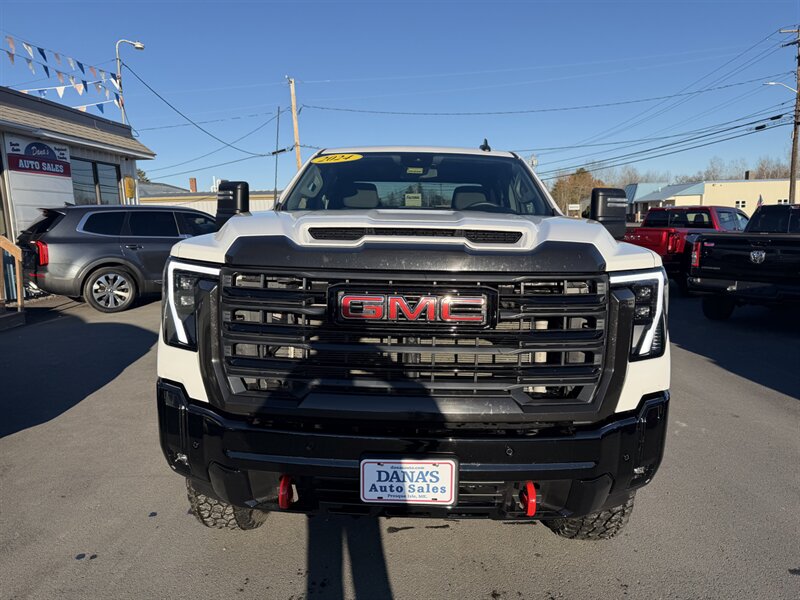 2024 GMC Sierra 2500 Pro  