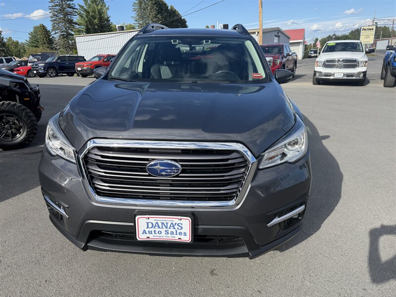 2019 Subaru Ascent Limited 8-Passenger  