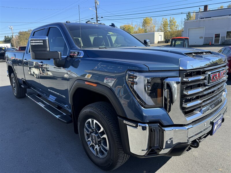 2024 GMC Sierra 2500 SLT  