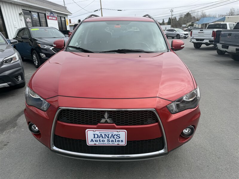 2010 Mitsubishi Outlander SE  