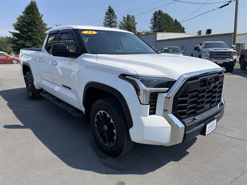 2023 Toyota Tundra SR5  