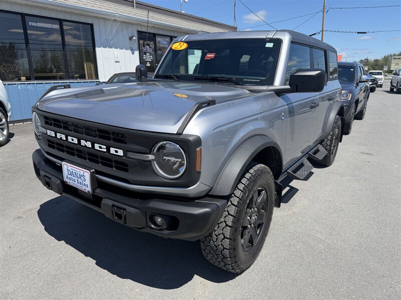 2023 Ford Bronco Black Diamond  