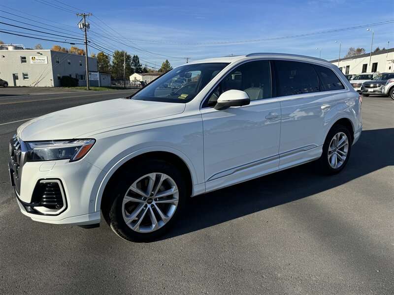 2025 Audi Q7 quattro Premium Plus 55 TFSI  